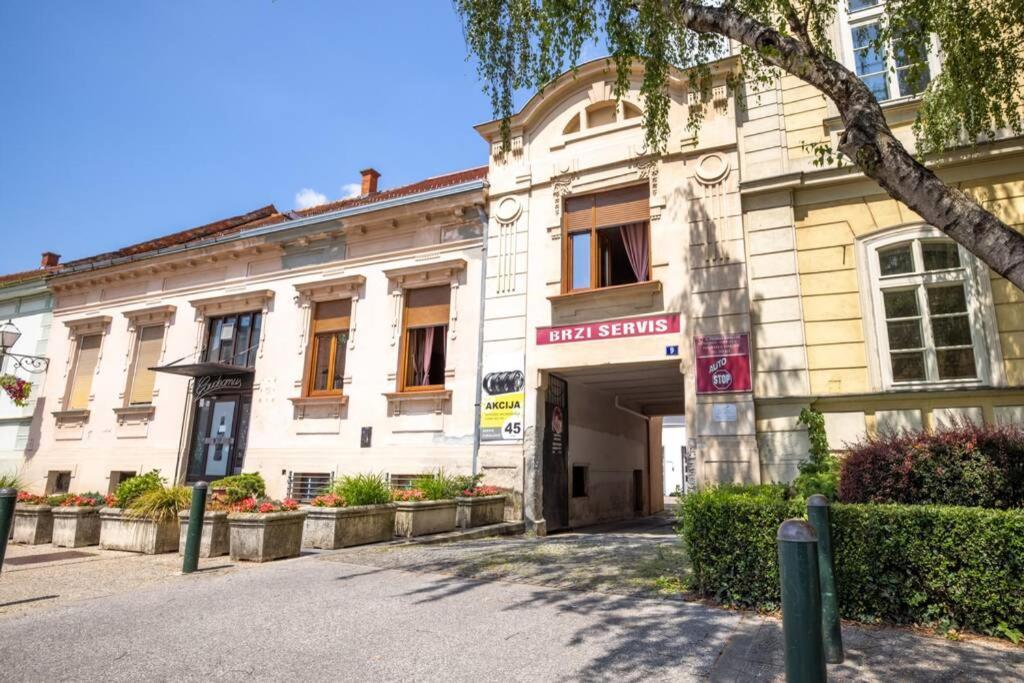 Apartman Gaudeamus Apartment Varazdin Exterior photo